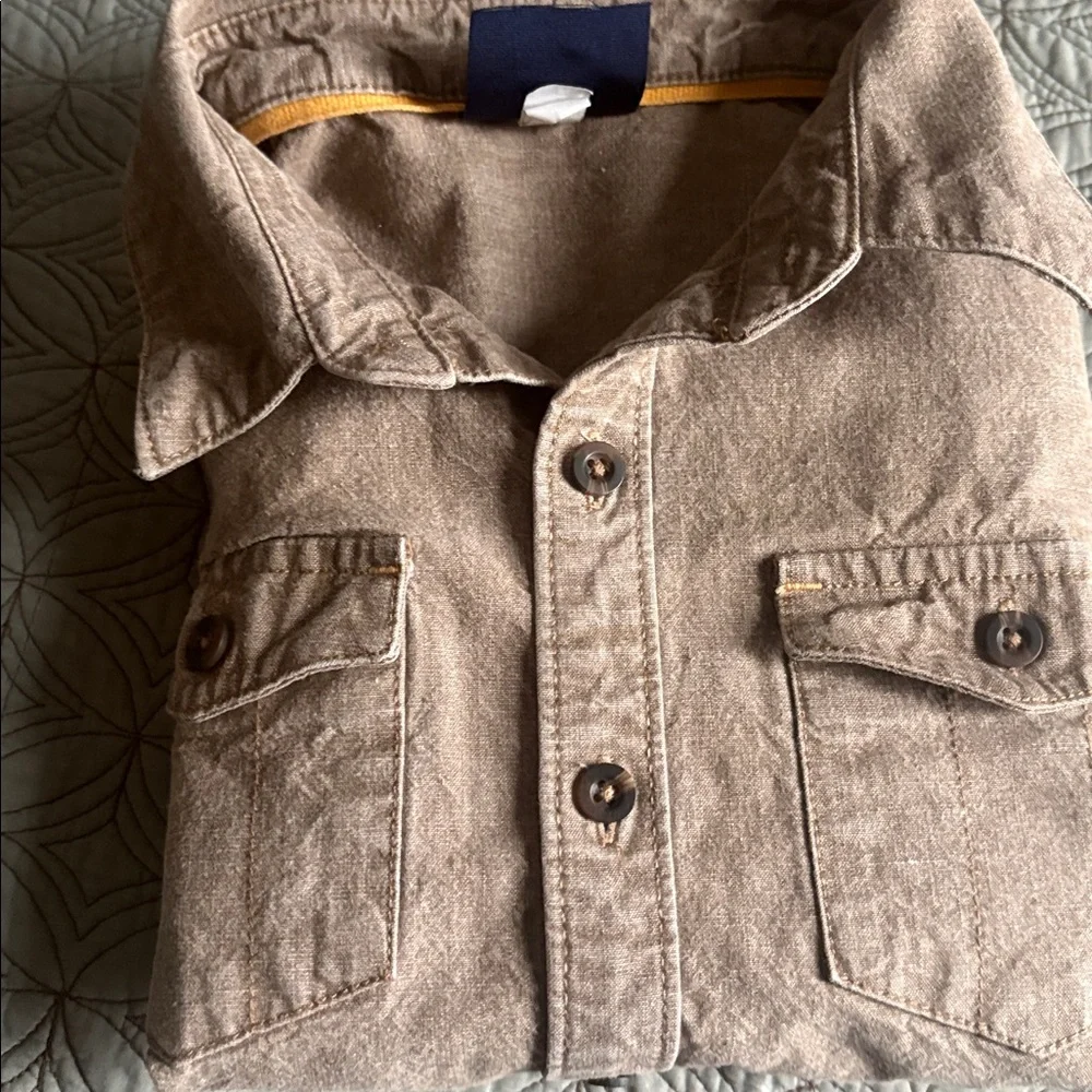 OshKosh B'gosh Gray Button-Up Shirt
